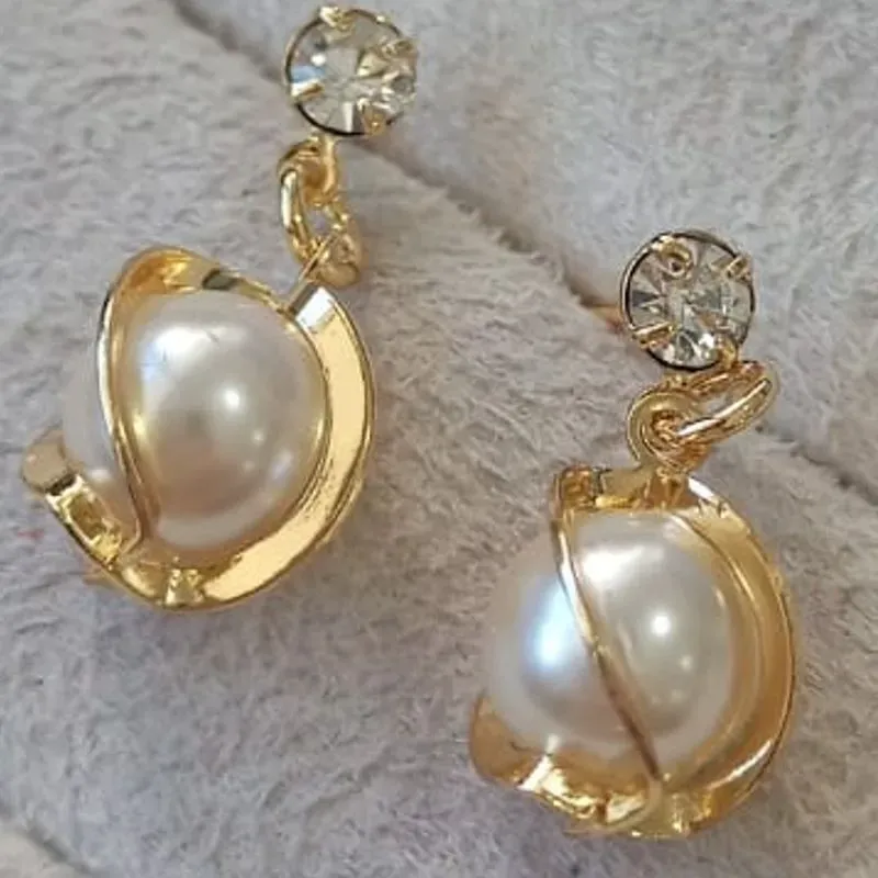 Brinco Ponto de Luz Pingente Pérola