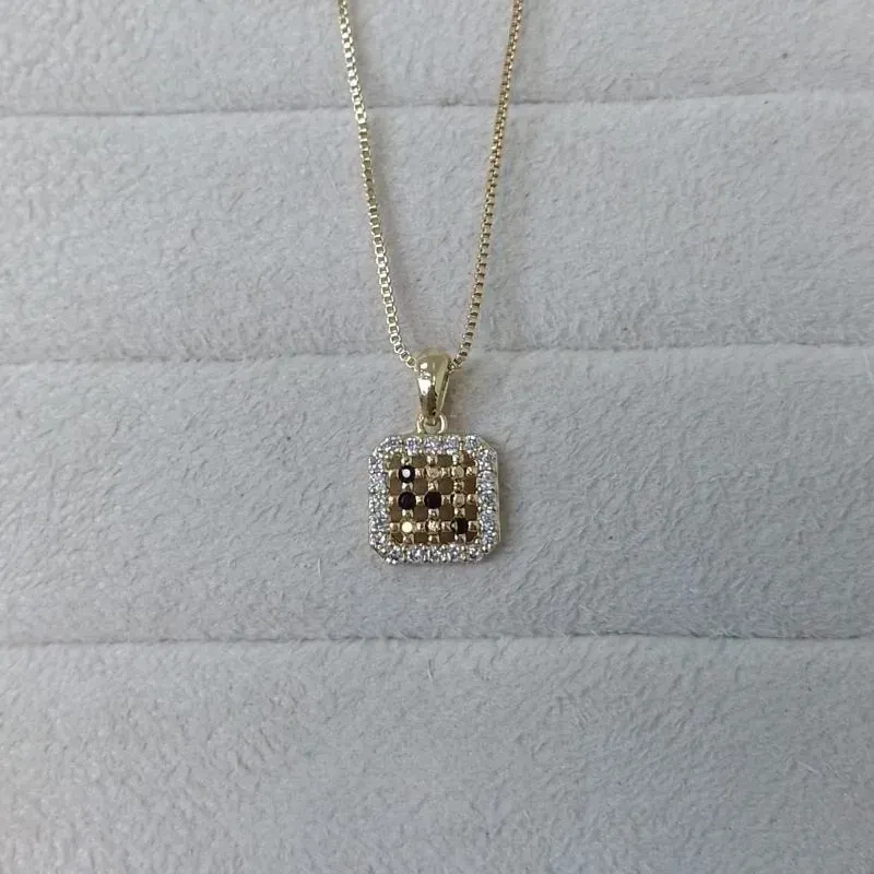 Colar Pingente Xadrez