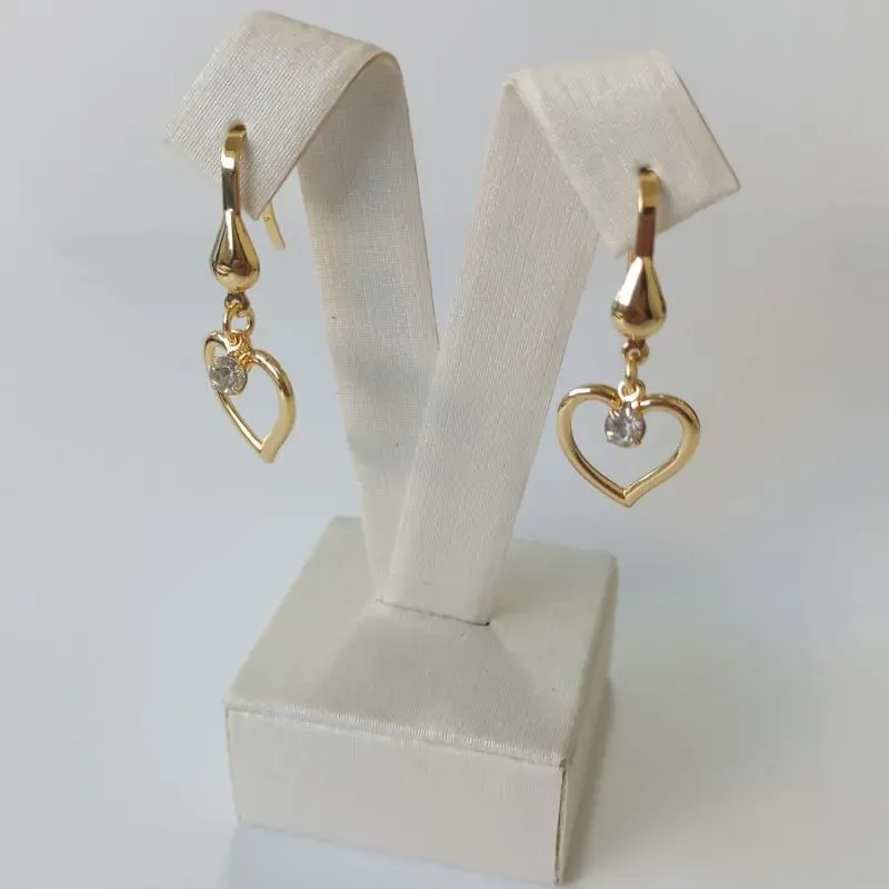 Brinco Pingente Coração com Ponto de Luz