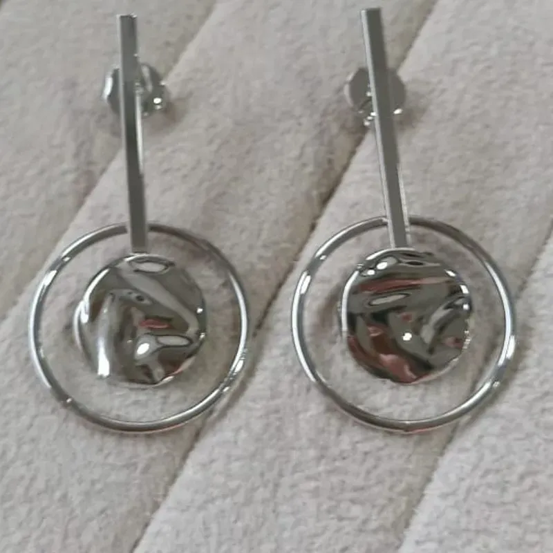 Brinco Pino Organico Pingente Aro