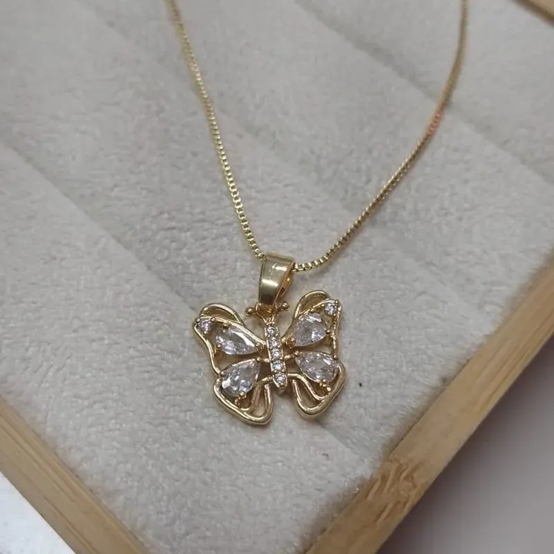 Colar Borboleta Microcravejado