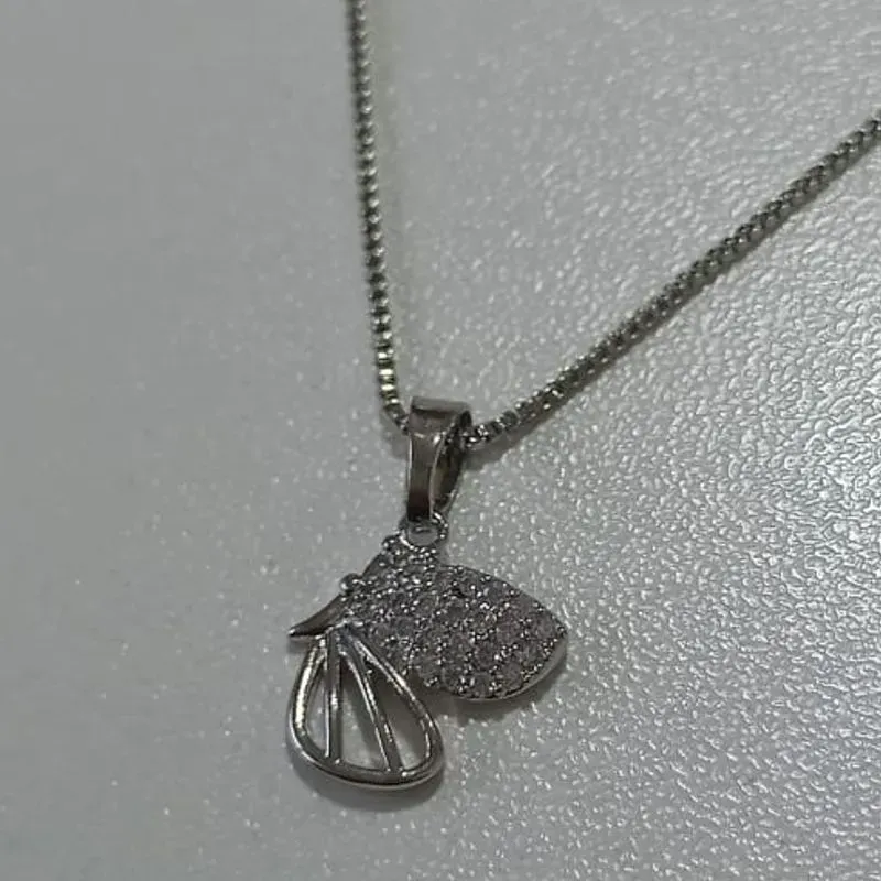 Colar Veneziana Pingente Borboleta Asa Cravejado