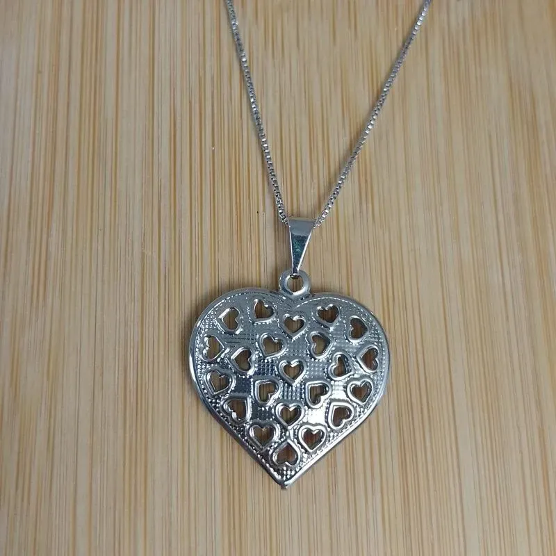 Colar Veneziana Pingente Coração G Vazado Diamond