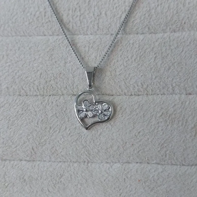 Colar Veneziana Pingente Coração Vazado com Flor Diamond
