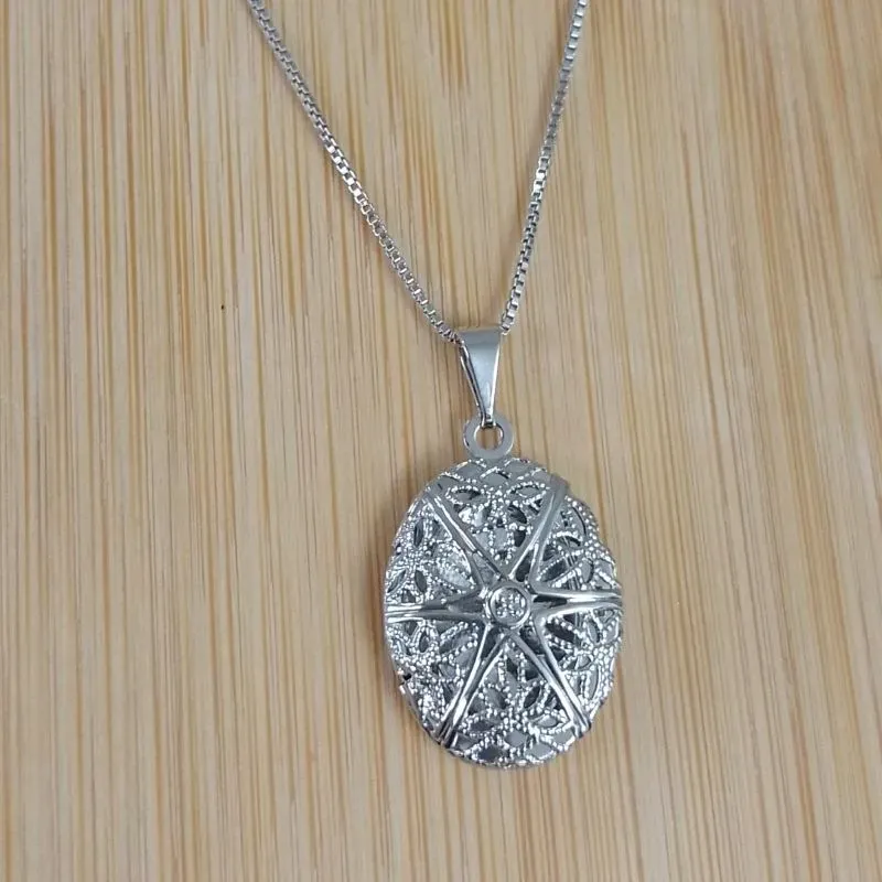 Colar Veneziana Pingente Relicário Diamond