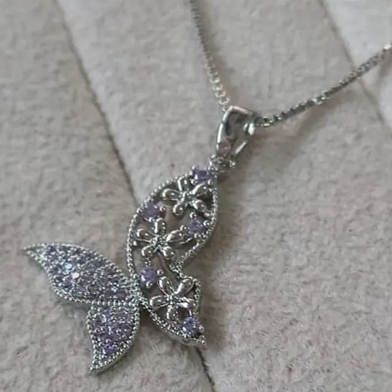 Colar Veneziana Pingente Borboleta Asa Vazada