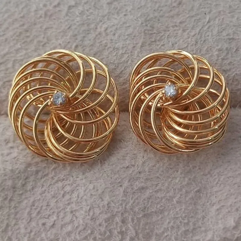 Brinco Fio Labirinto