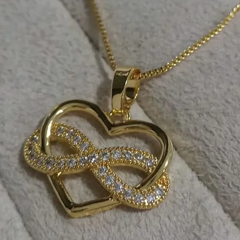 Colar Veneziana Pingente Coração Infinito