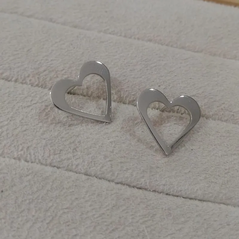 Brinco Coração Vazado Diamond