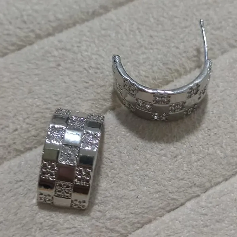 Brinco Inpiração Microcravejado Zircônia Diamond