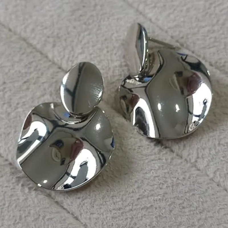 Brinco Orgânico Pingente Medalha Diamond