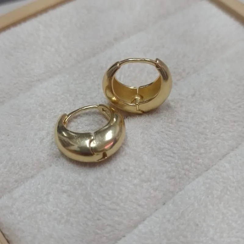 Brinco Argola Concha Click Liso  M