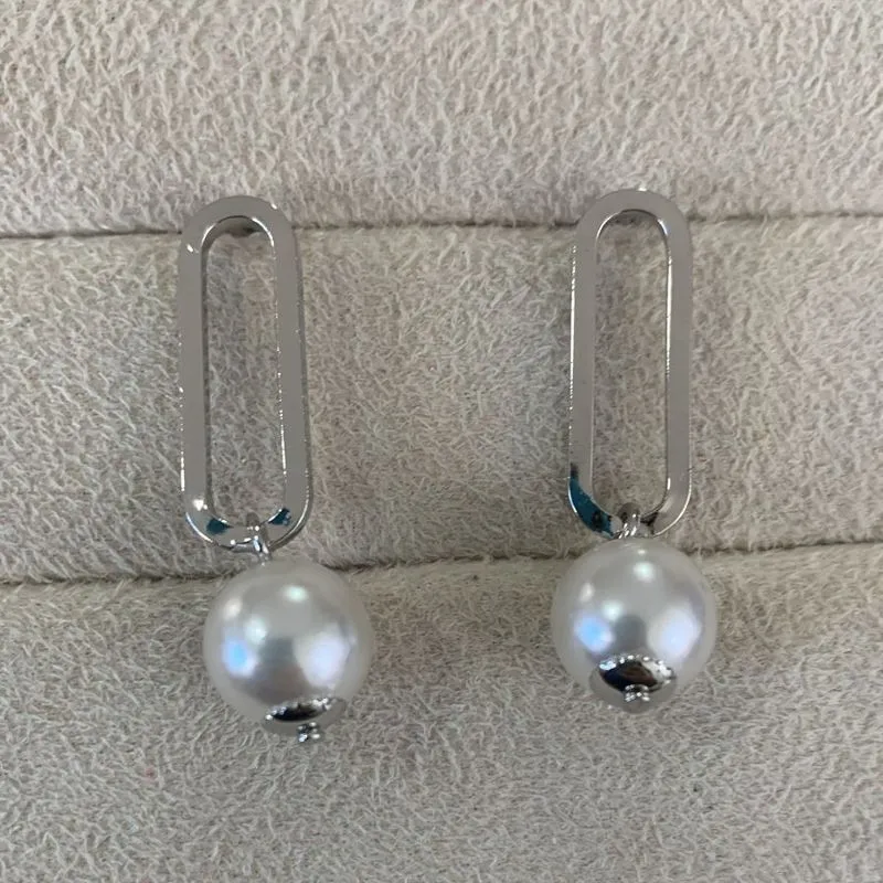 Brinco Argola Quadrada com Pérola  Diamond