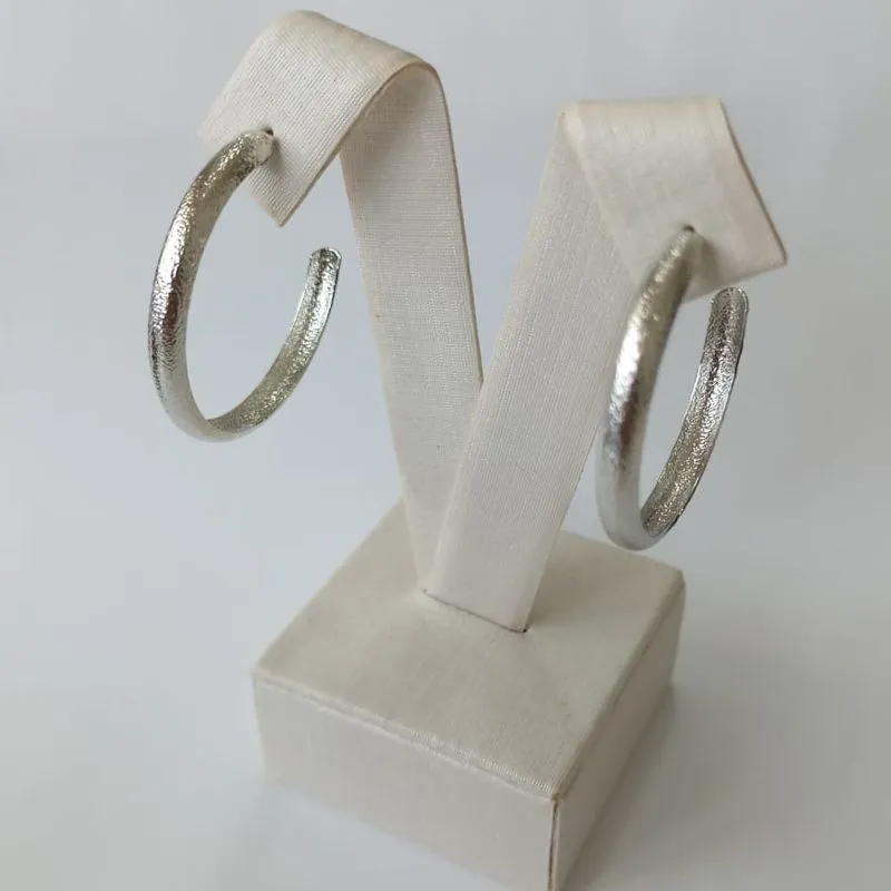 Brinco Argola Texturizada Diamond