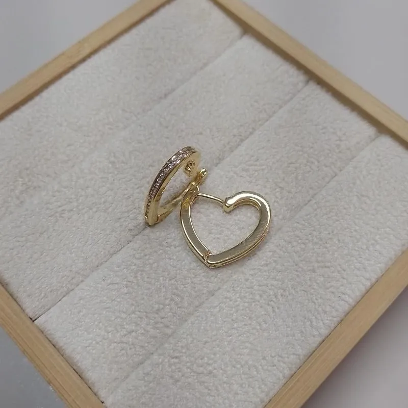 Brinco Coração Click Cravejado Zircônia