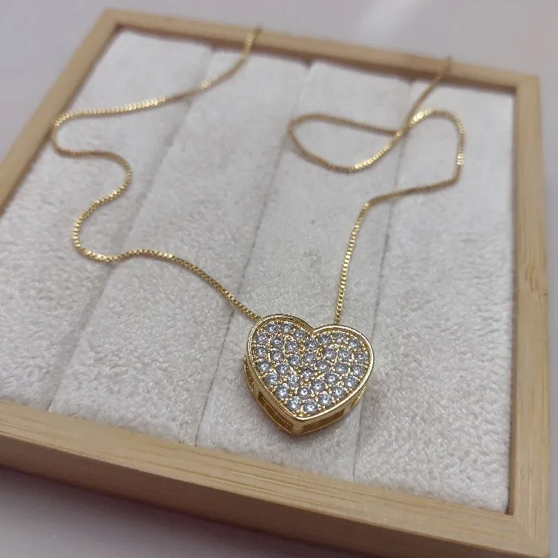 Colar Coração Caixa Microcravejado