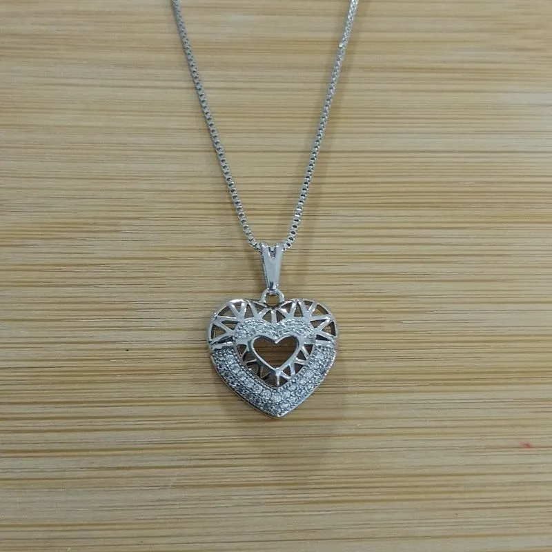 Colar Veneziana Pingente Coração Duplo Cravejado Diamond