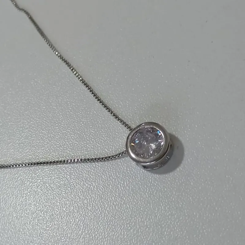 Colar Veneziana Pingente Ponto de Luz Caixa